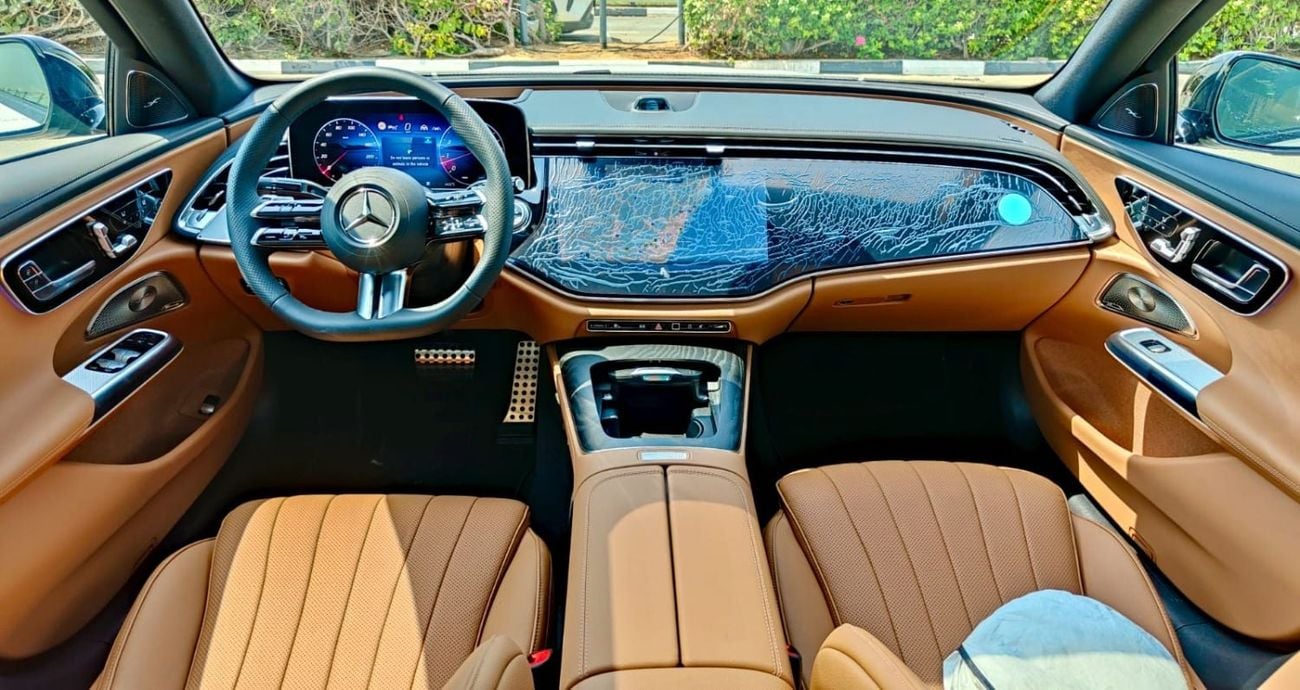 مرسيدس بنز E300 AMG Full Option Agency Warranty 2026 GCC