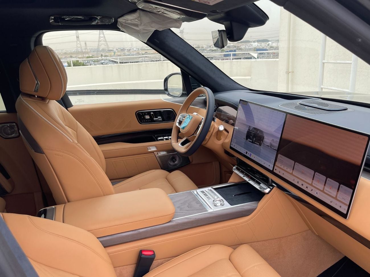 Zeekr 9X FLAGSHIP FULL SIZE LUXURY HYBRID SUV 2.0L-4CYL + THREE ELECTRIC MOTORS AWD