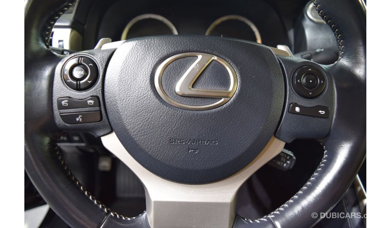 Lexus IS 200 IS-200t, Full Service History - GCC Specs, Excellent Condition - Single Owner, Accident Free