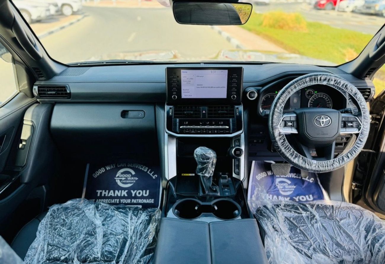 تويوتا لاند كروزر Toyota Land Cruiser model 2024 Fuel diesel full option VXR