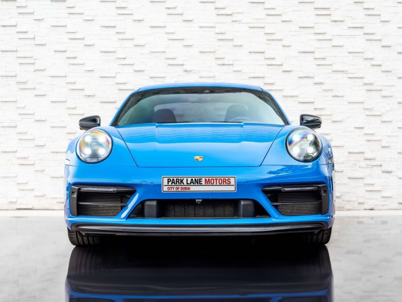بورش 911 CARRERA GTS Porsche 911 Carrera 4 GTS 2023