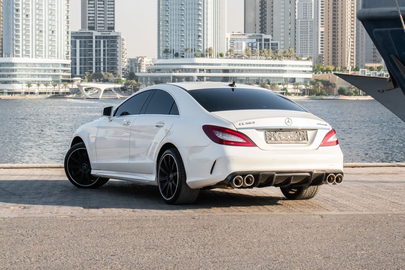 مرسيدس بنز CLS 63 AMG Std 5.0L