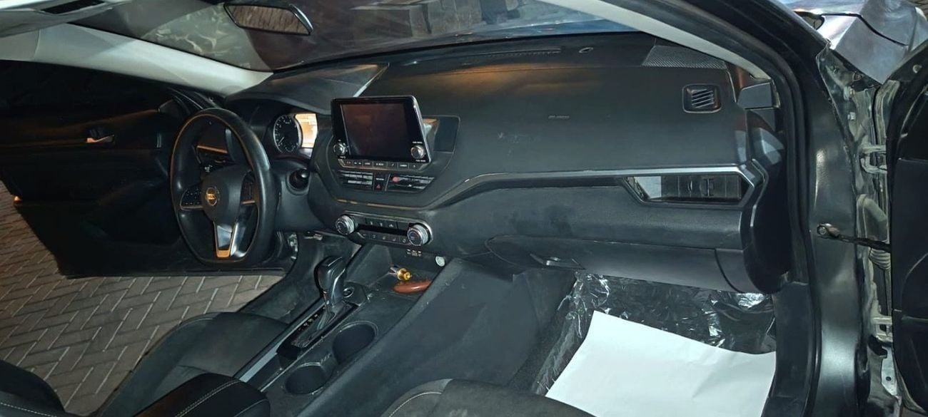 Nissan Altima SV 2.5L