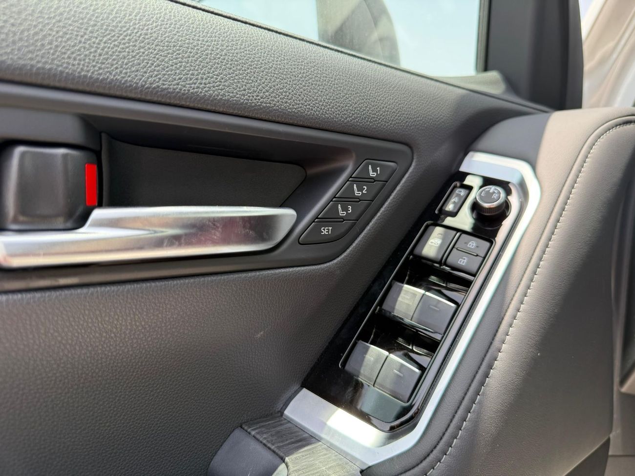 تويوتا لاند كروزر