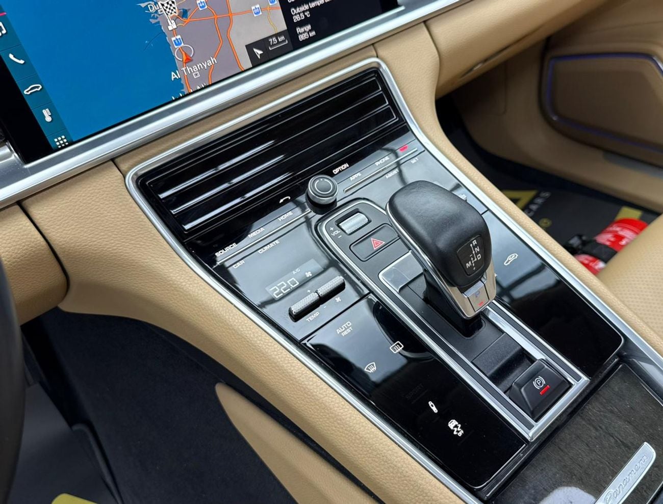 بورش باناميرا 2018 Porsche Panamera, Full Porsche Service History, Sport Chrono Package, Fully Loaded, GCC