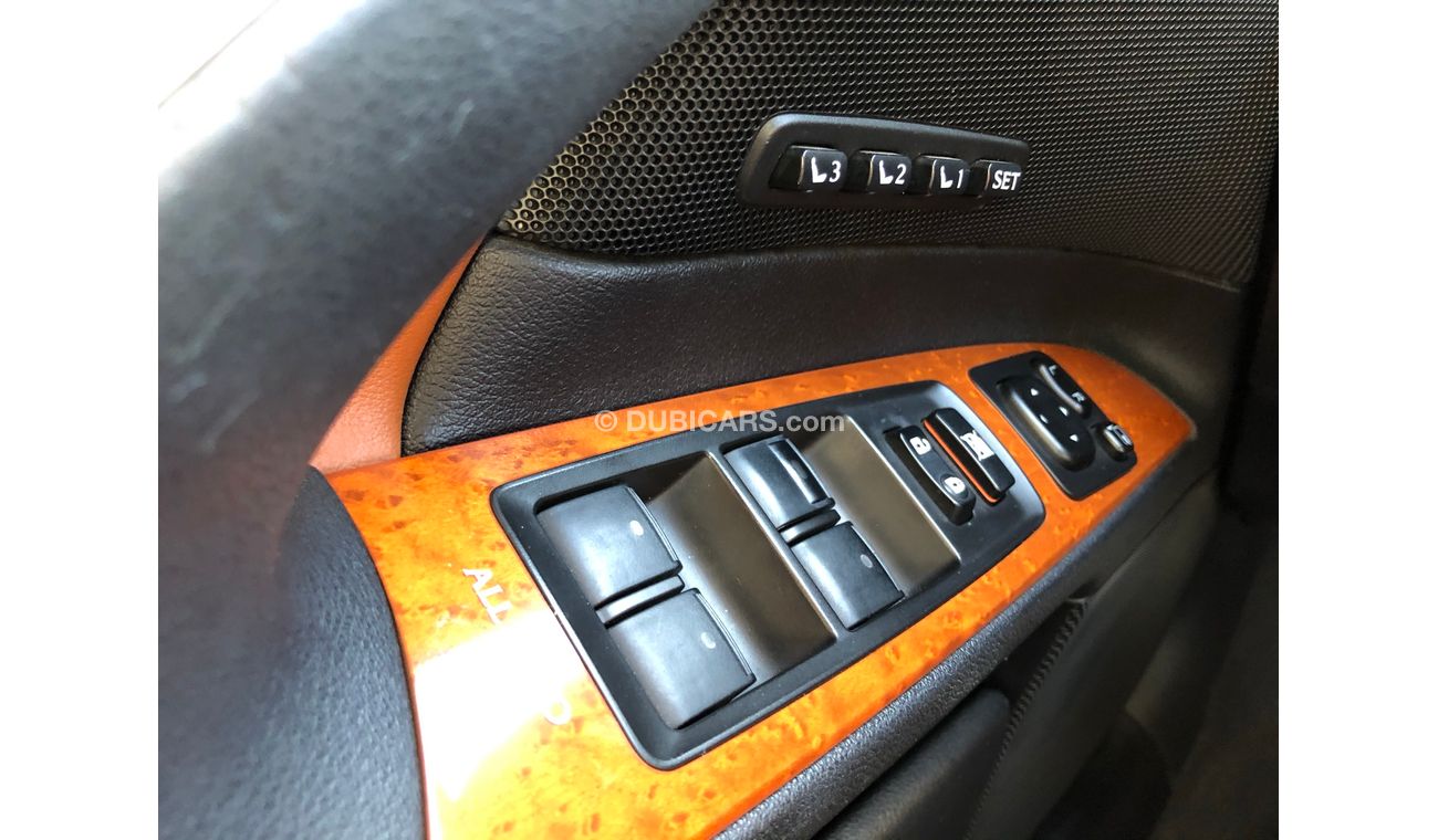 Lexus IS300 Platinum