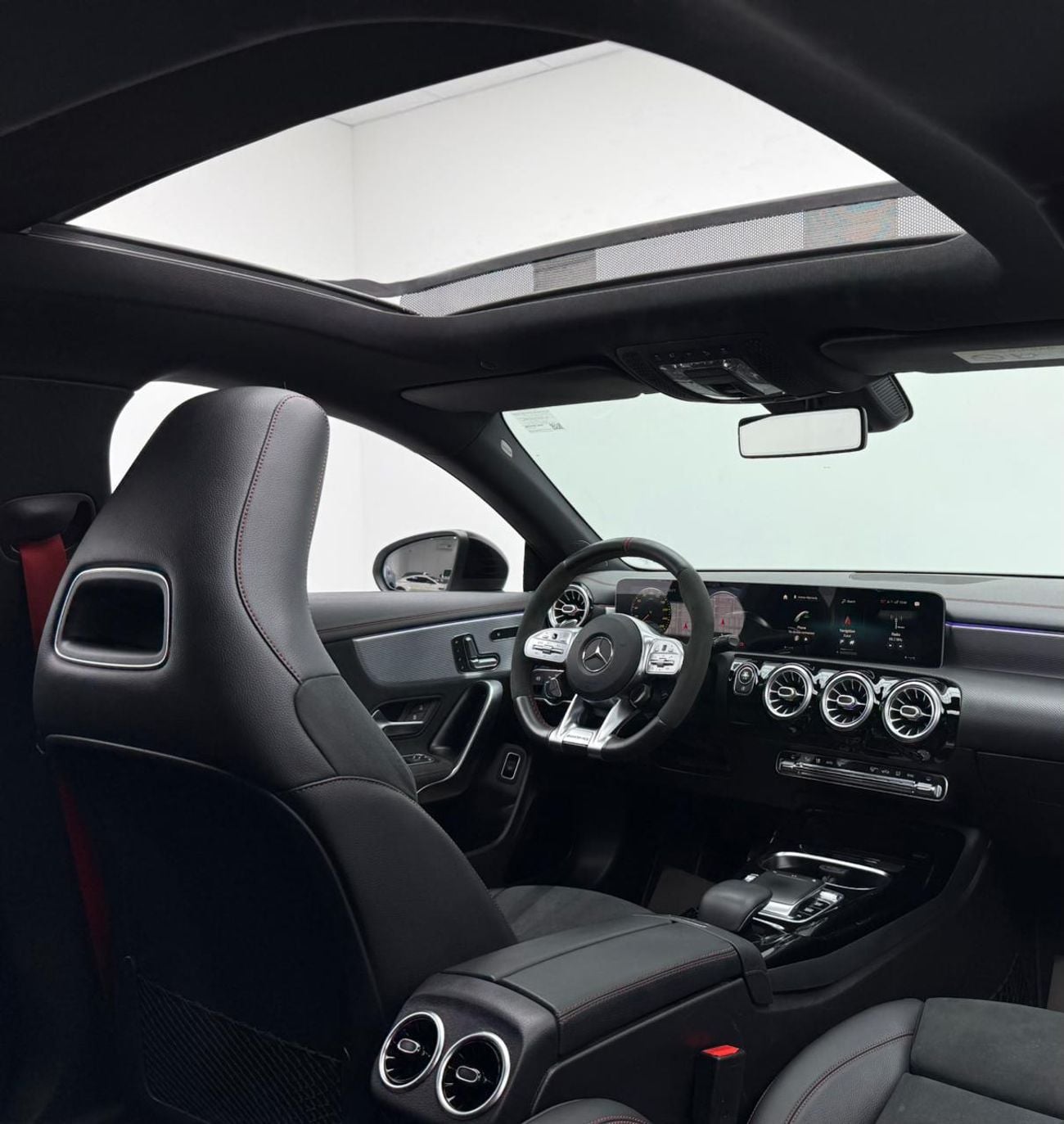 Mercedes-Benz CLA 35 AMG 2020 Mercedes Benz CLA35 AMG 4MATIC, 2027 Mercedes Service Pack, Full MB Service History, GCC