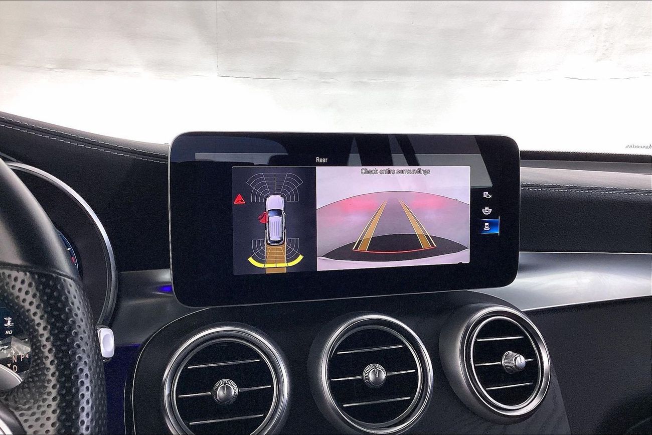 Mercedes-Benz GLC 200 Premium+ | National Day Celebration | Guaranteed Warranty | 0 Down Payment