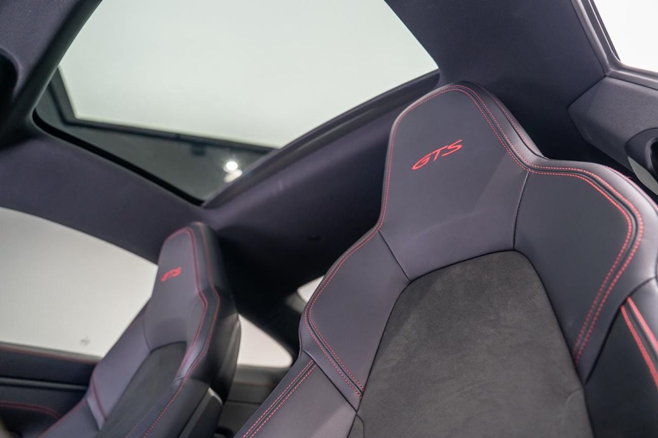 Porsche 911 CARRERA GTS