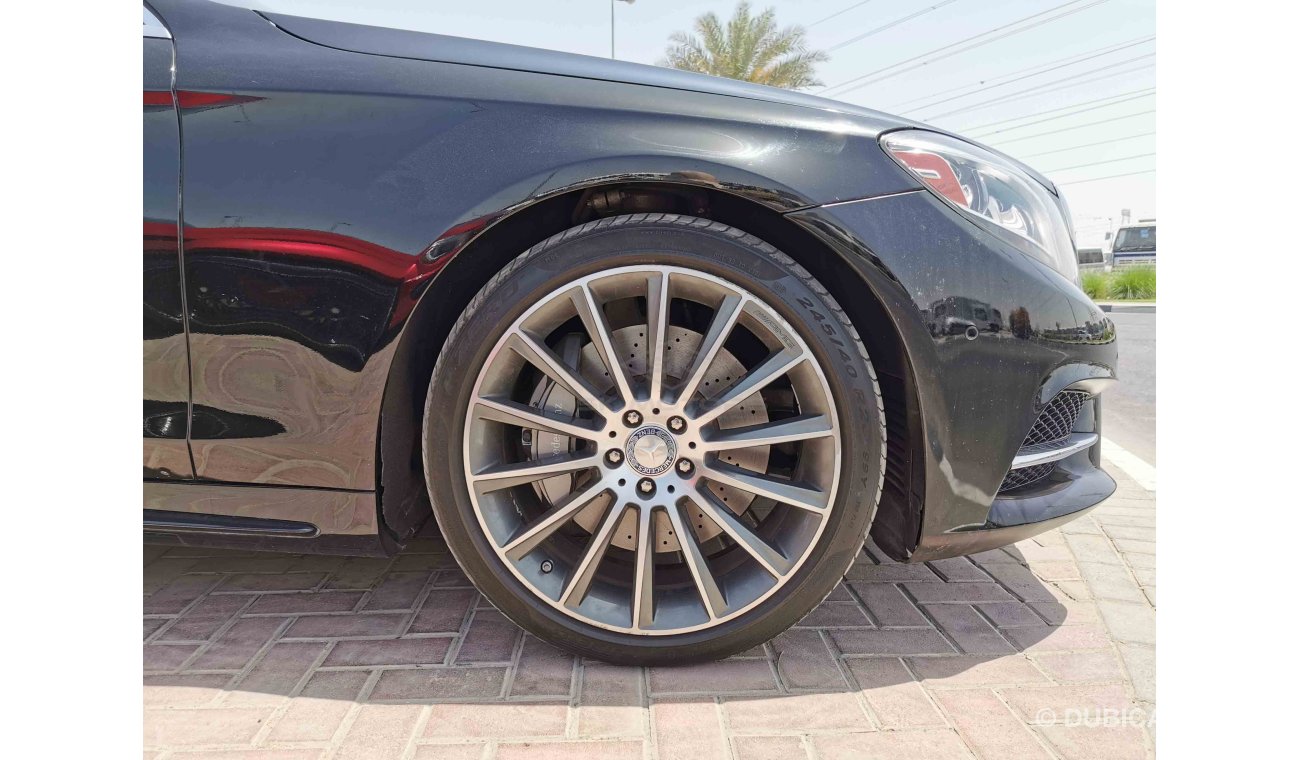 مرسيدس بنز S 550 5.5L, 20" Rims, Power & Memory Seats, 360° Camera, Leather Seats, Twin Sunroof, DVD-USB (LOT # 732)