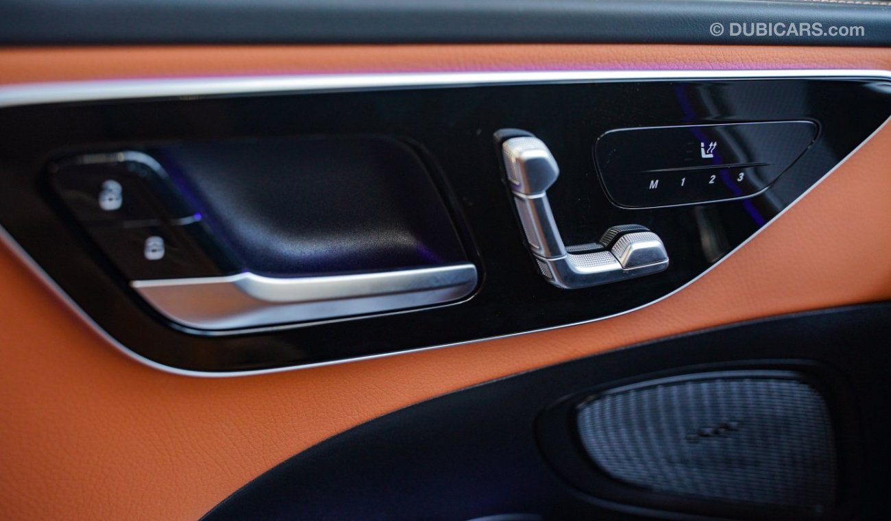 Mercedes-Benz C 200 2023 1.5L AMG FULL OPTIONS NIGHT PACKAGE