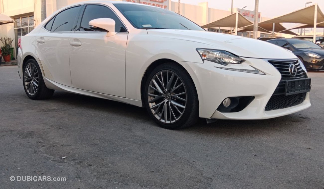Lexus IS250 Premier Car is very clean first owner no have any damages and accident perfect in mechanically and e