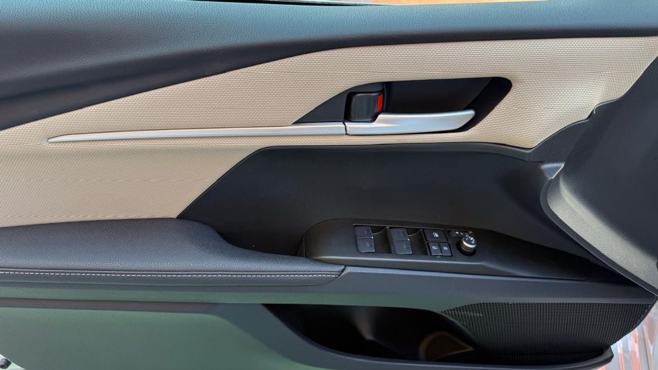 Toyota Camry Toyota Camry LE 2.5L Hybrid | 2025 | 0km | GCC