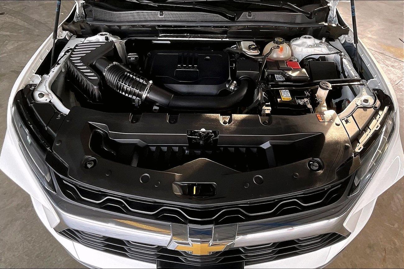 Chevrolet Blazer 1LT 2.5L (4 Door) LT | Guaranteed Warranty | 0 Down Payment