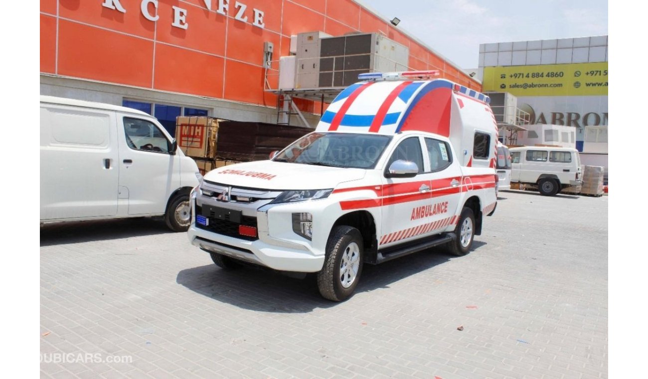 ميتسوبيشي L200 سيارة اسعاف نوع ميتسوبيشي مجهزة بالكامل مع حماية  ضد الانقلاب