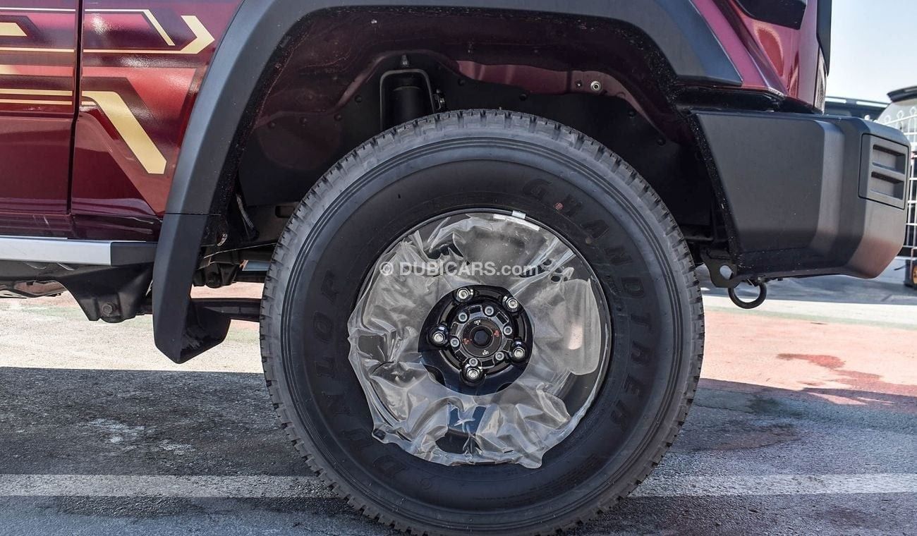 Toyota Land Cruiser 70 LX10 LC76 4.0l Petrol Manual 2024 Alloy wheels Coolbox DVD Chrome Bumper