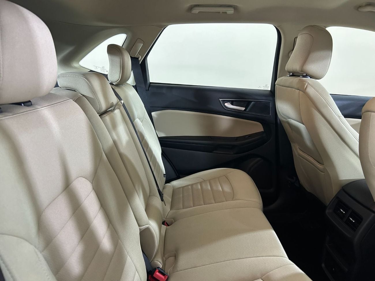 Ford Edge SE022 / AL TAYER MOTORS AL QOUZ SHOWROOM