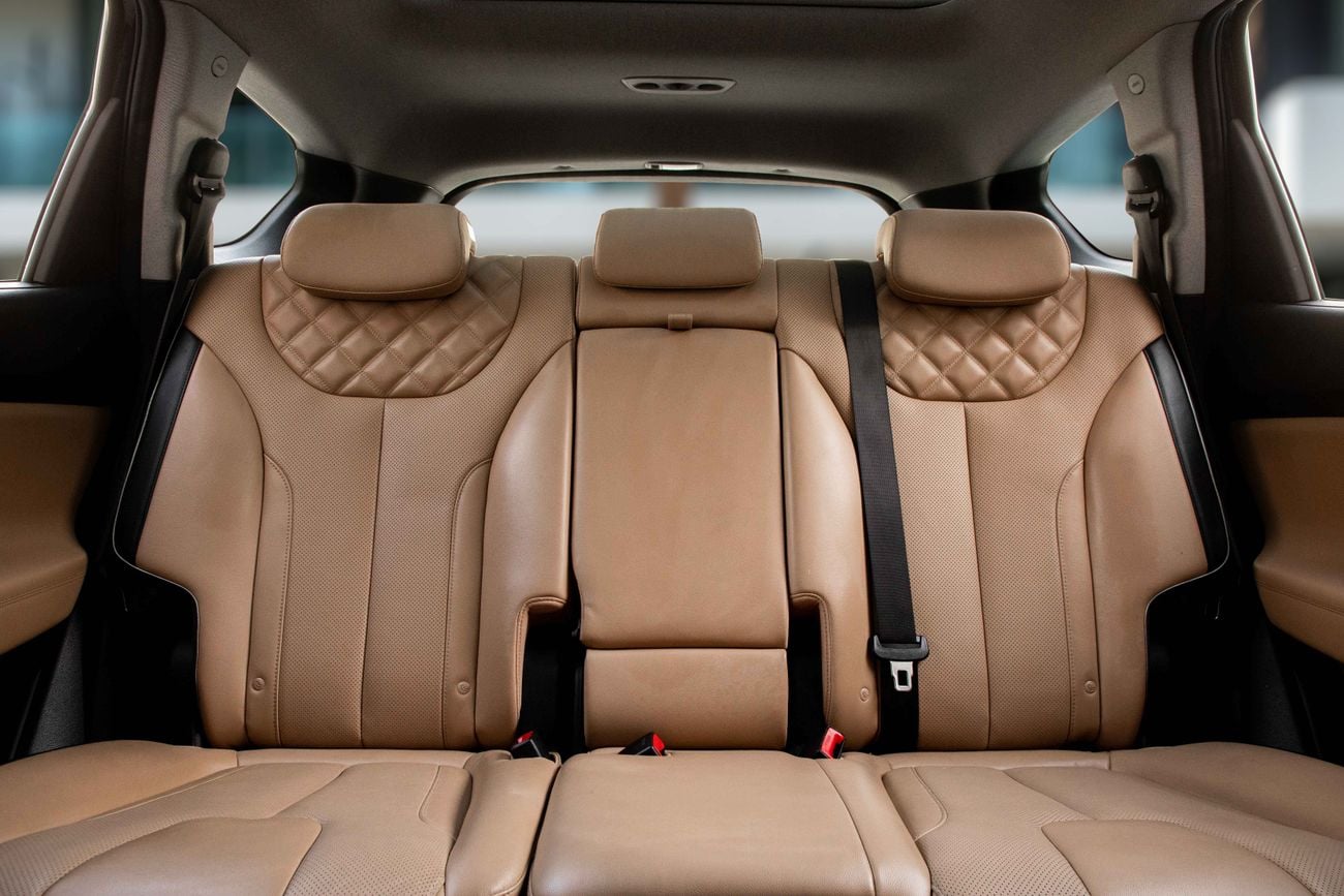 Hyundai Santa Fe Santa Fe Calligraphy | 1,763 P.M | 0% Downpayment | FULLY SERVICED
