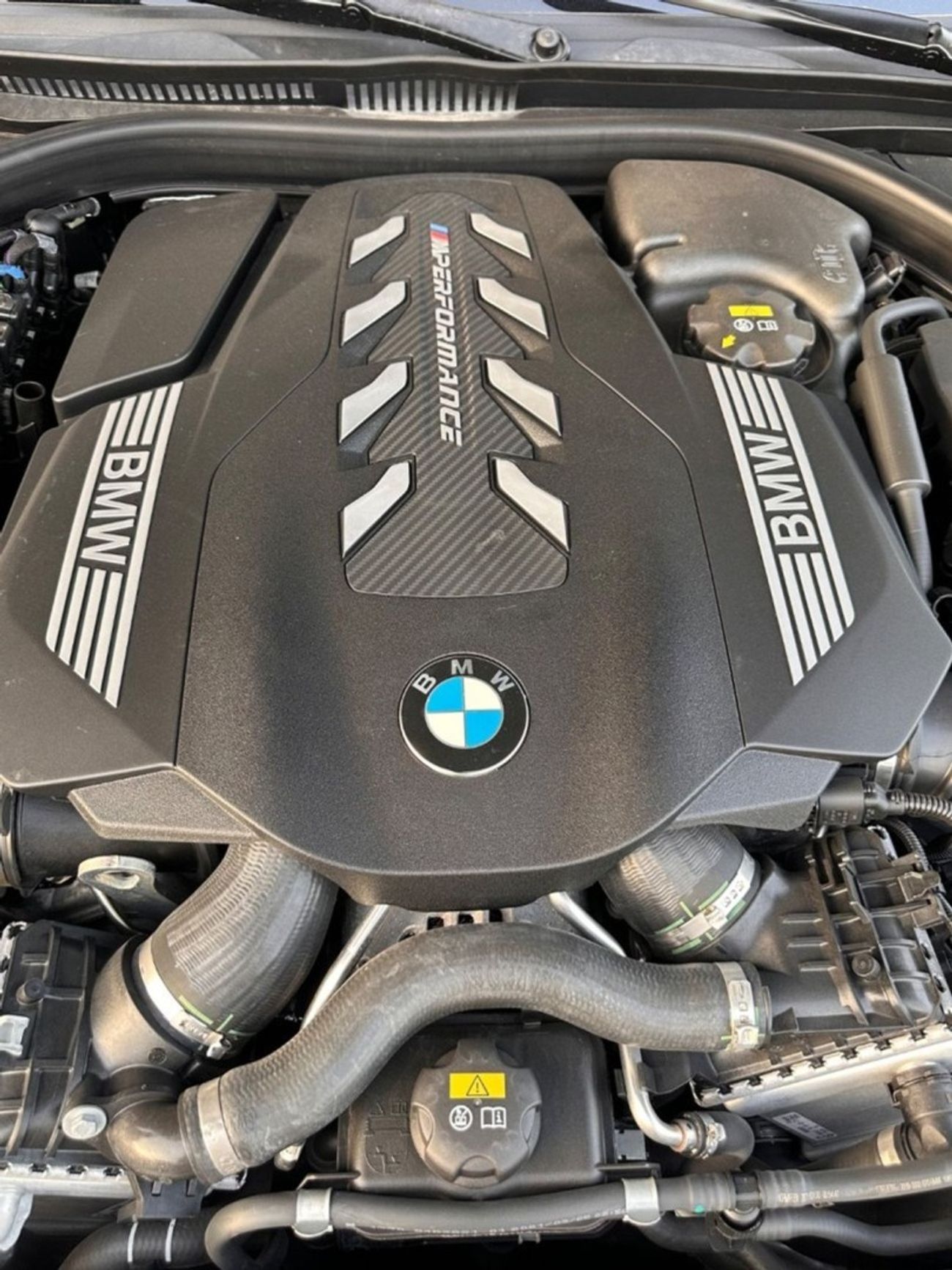 BMW M850i xDrive 4.4L