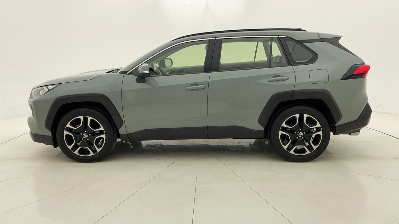 تويوتا راف ٤ ADVENTURE 2.5 | بدون دفعة مقدمة | اختبار القيادة في المنزل