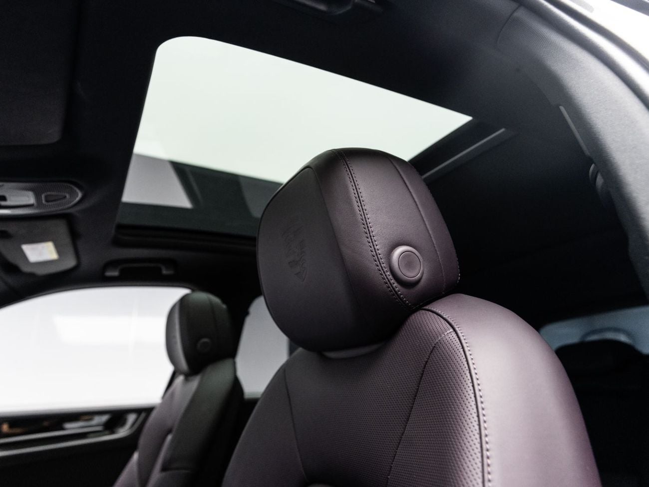 Porsche Cayenne SUMMER STARTS NOW | EXCLUSIVE DEAL BY BLACKLINE, 2029 Porsche Warranty + Service Contract, High Spec