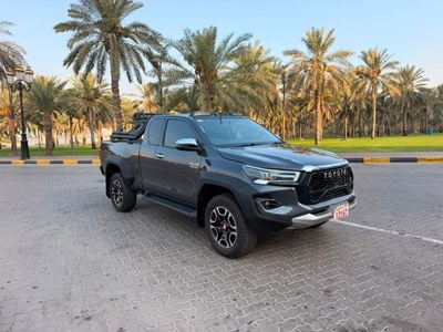تويوتا هيلوكس SR Upgrade to GR Sport
