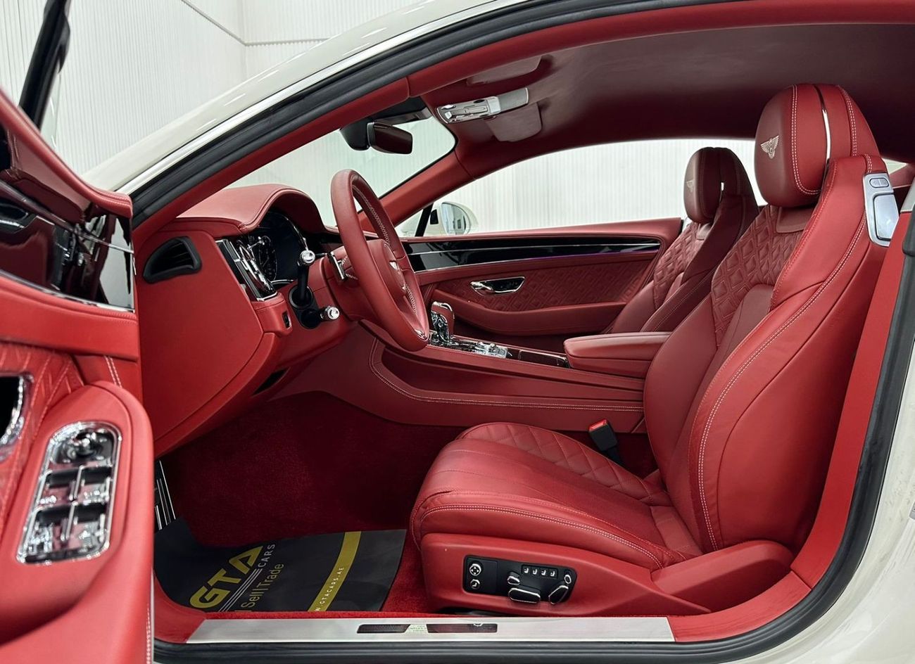 بنتلي كونتيننتال جي تي 2019 Bentley Continental GT, One Year Warranty, Full Agency Service History