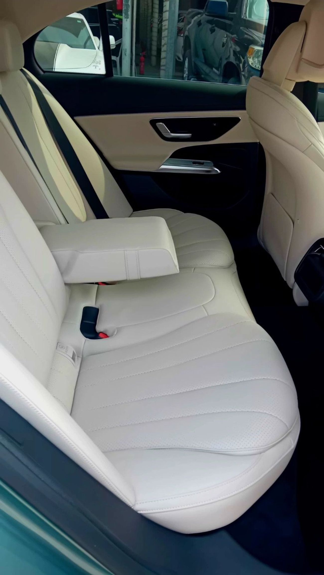 مرسيدس بنز E200 مرسيدس E200