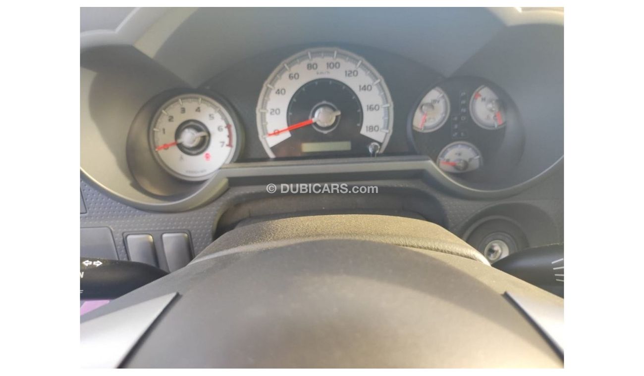 Toyota FJ Cruiser Toyota FJ Cruiser 2023 White color 4WD 4.0L petrol