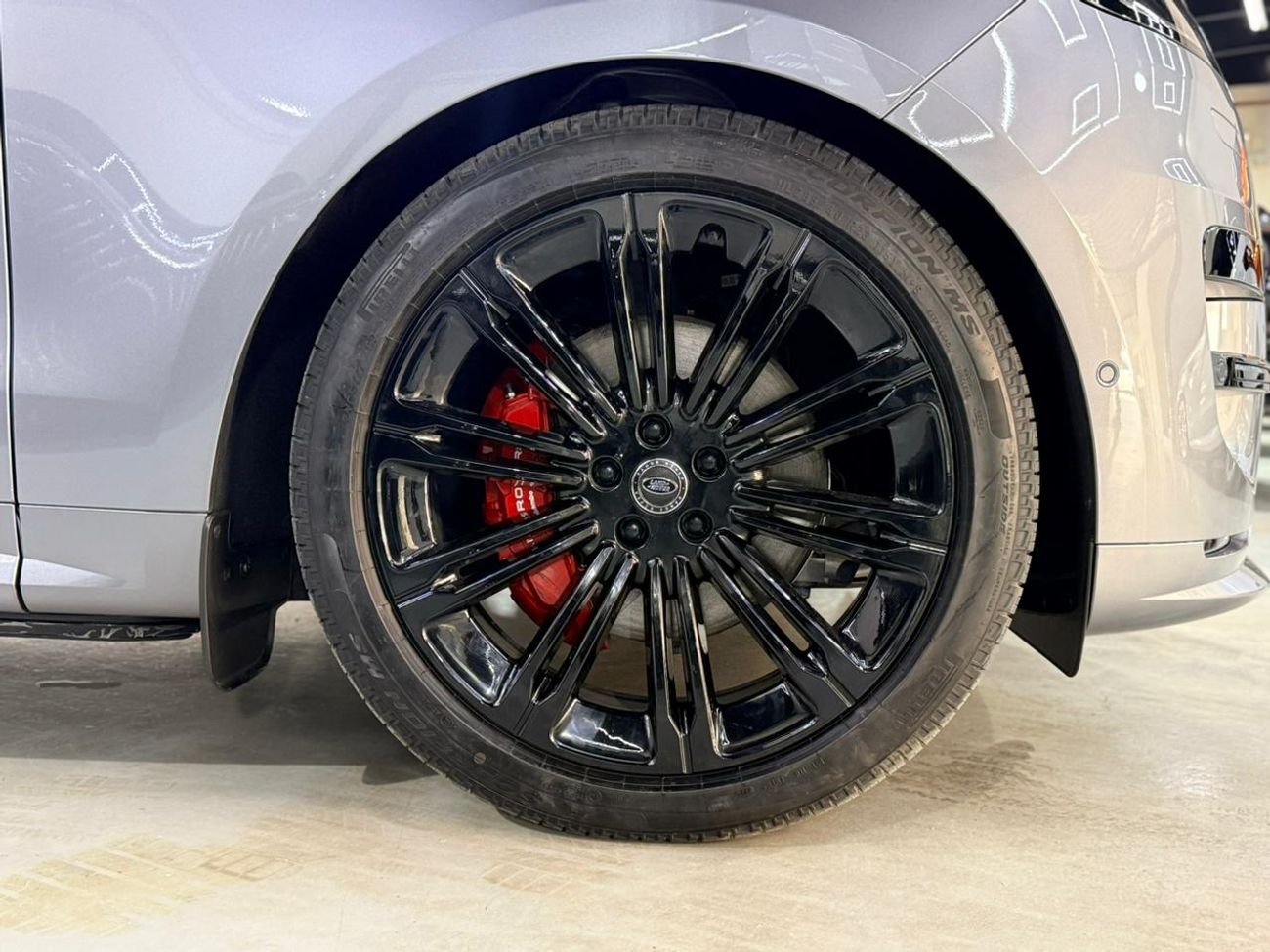 لاند روفر رينج روفر سبورت P400 DYNAMIC HSE 2025