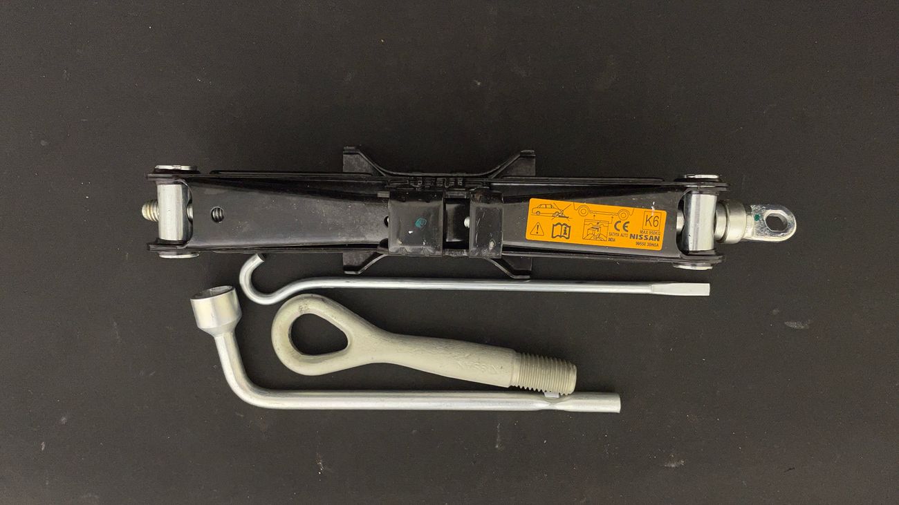 نيسان صني S 1.5 | بدون دفعة مقدمة | اختبار القيادة في المنزل