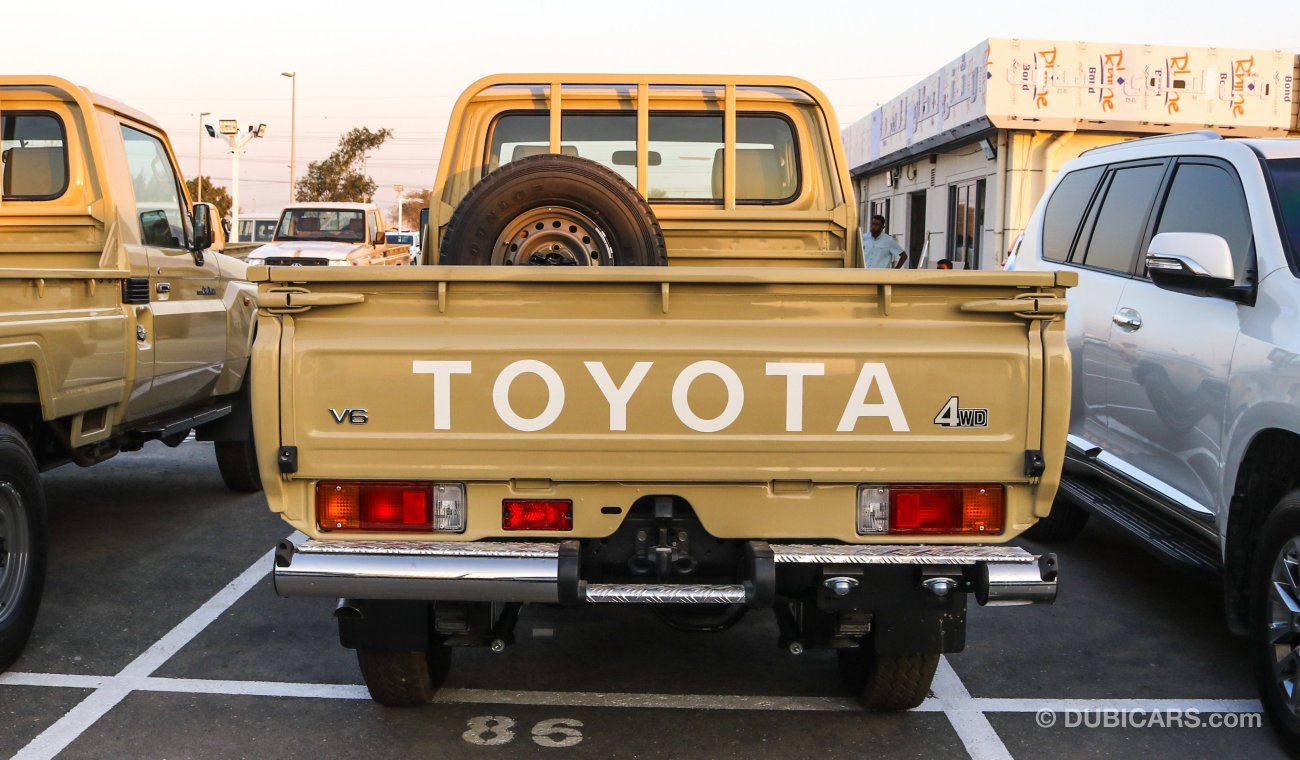 Toyota Land Cruiser Pick Up V6