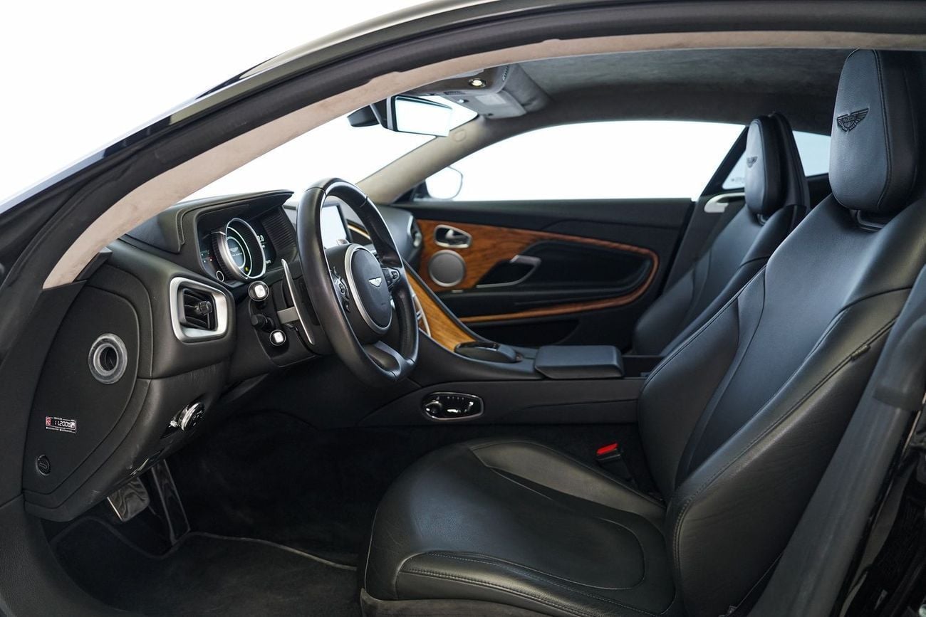 Aston Martin DB11 VOLANTE Std 4.0L