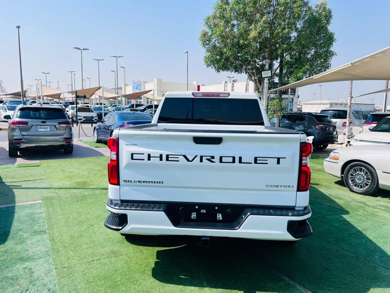 شيفروليه سيلفارادو Very clean car low mileage 4 cylinder turbo