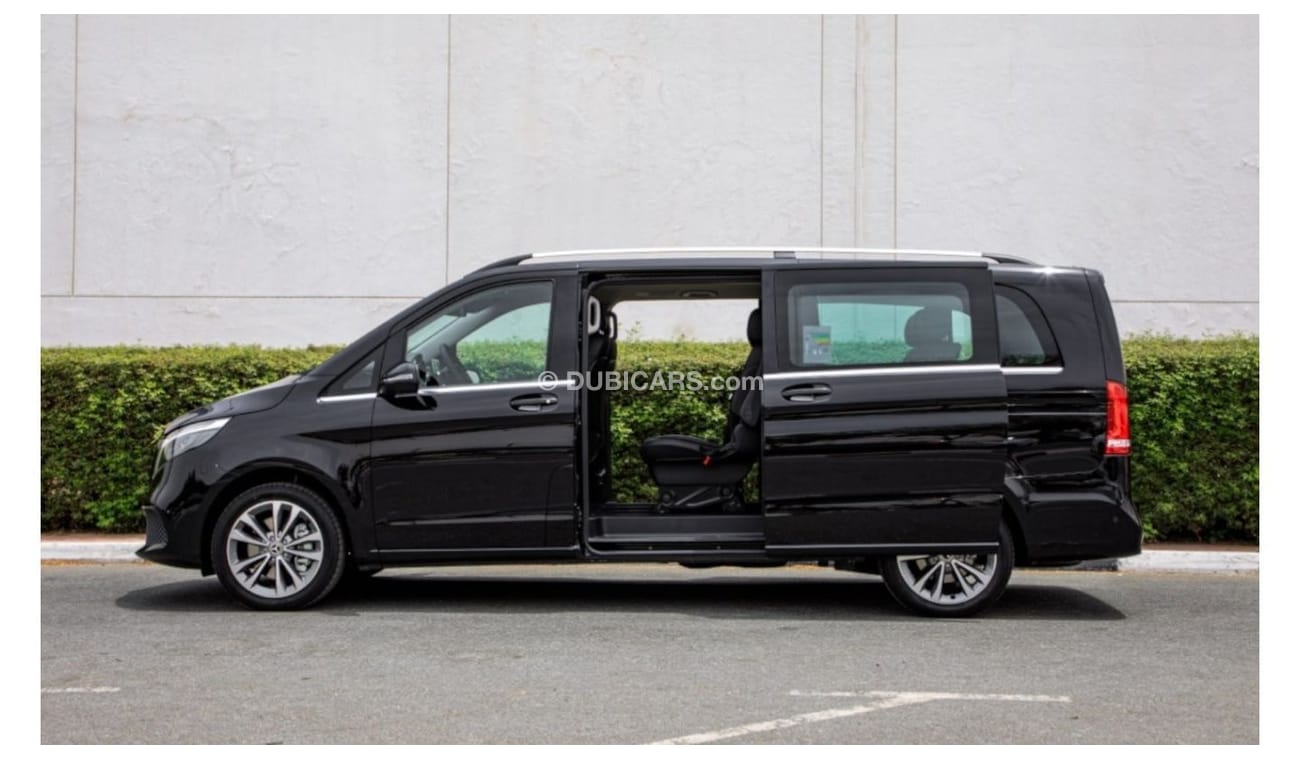 Mercedes-Benz V 250 AVANTGARDE 8-Seaters. Local Registration +5%