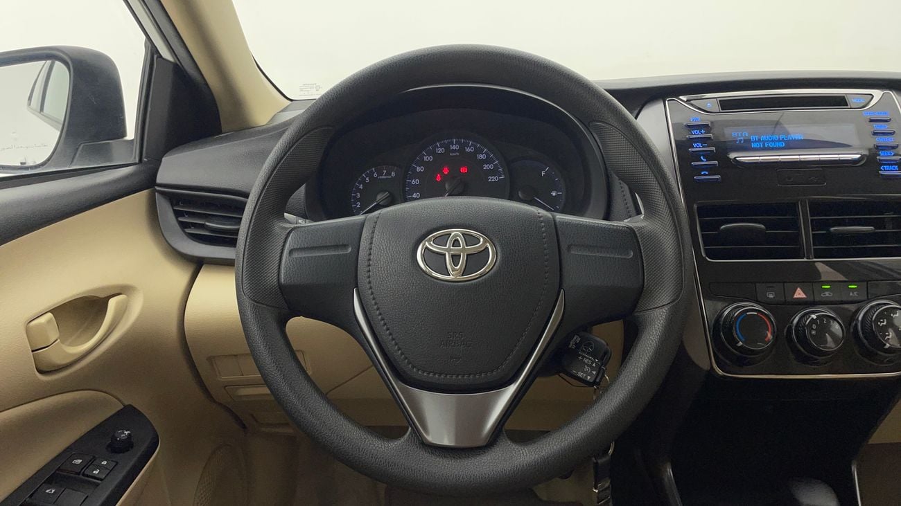 تويوتا يارس E 1.5 | بدون دفعة مقدمة | اختبار القيادة في المنزل