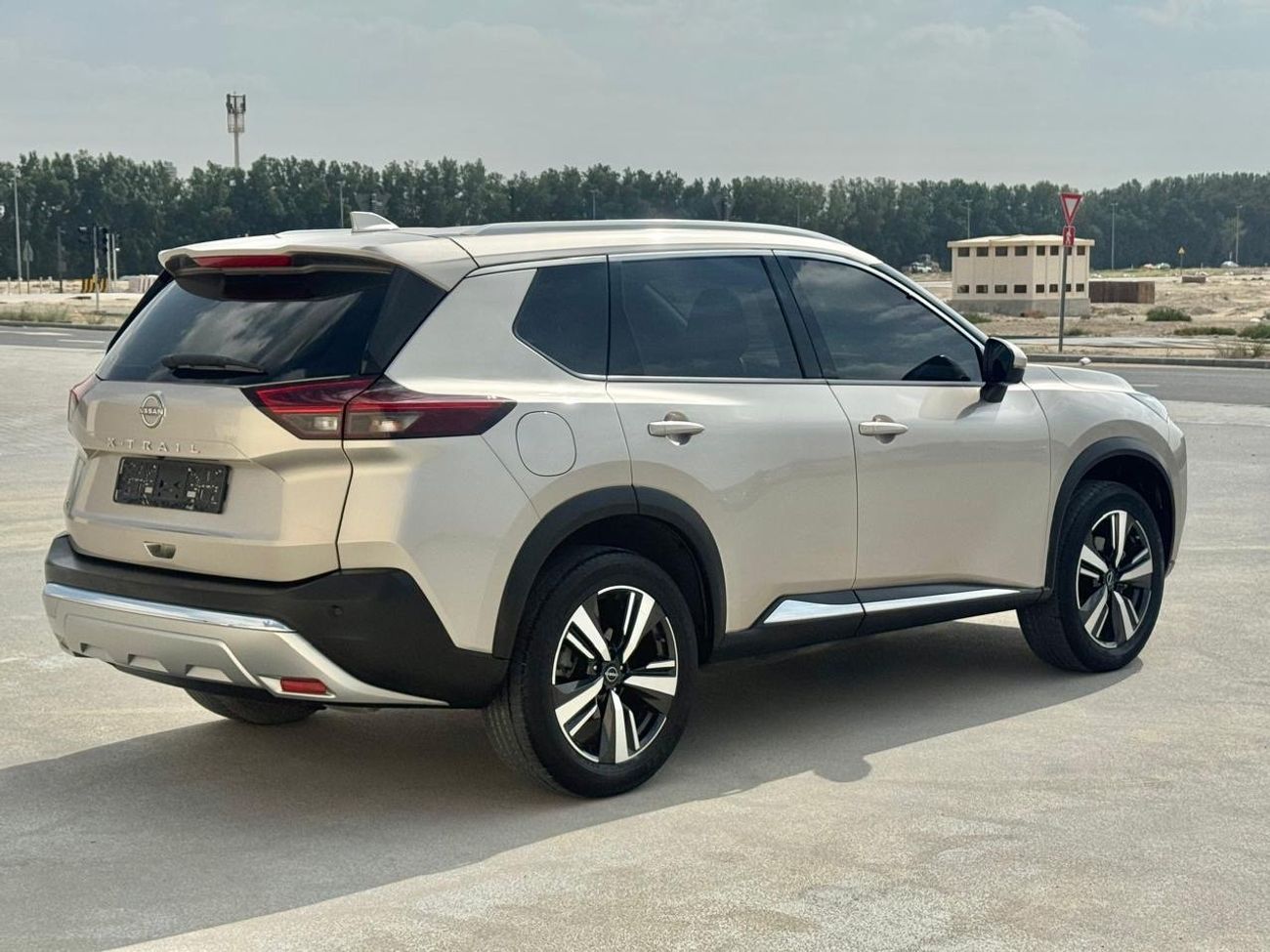 نيسان إكس تريل 2024 X-TRAIL SL 2.5L GCC Full Options 7 seats
