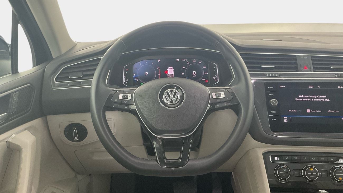 Volkswagen Tiguan 2.0 TSI 4WD DSG SEL | Guaranteed Warranty | 0 Down Payment