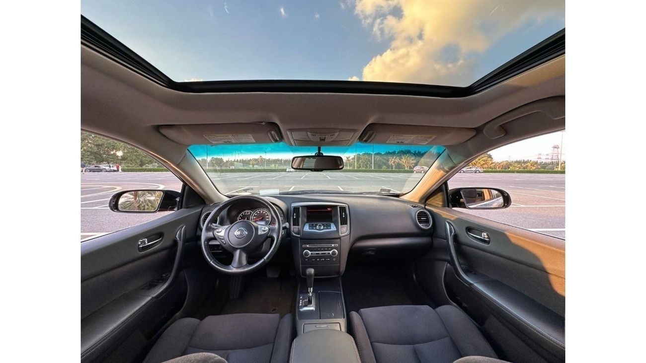 نيسان ماكسيما SE