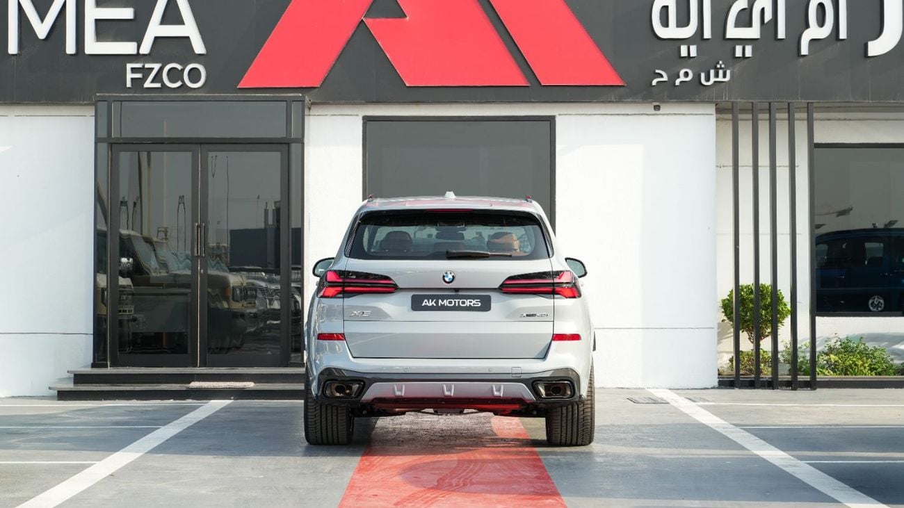 بي أم دبليو X5 X5 xDrive M40i V6  Nardo Grey 2026 MY