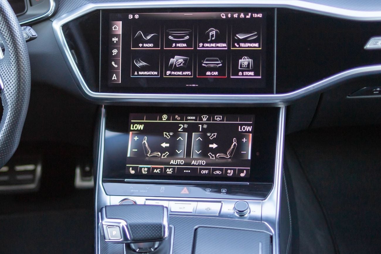 Audi RS6 2024 Audi RS6 Performance with 4.0L twin-turbo V8, 621 hp, 627 lb-ft torque, 8-speed automatic 2024