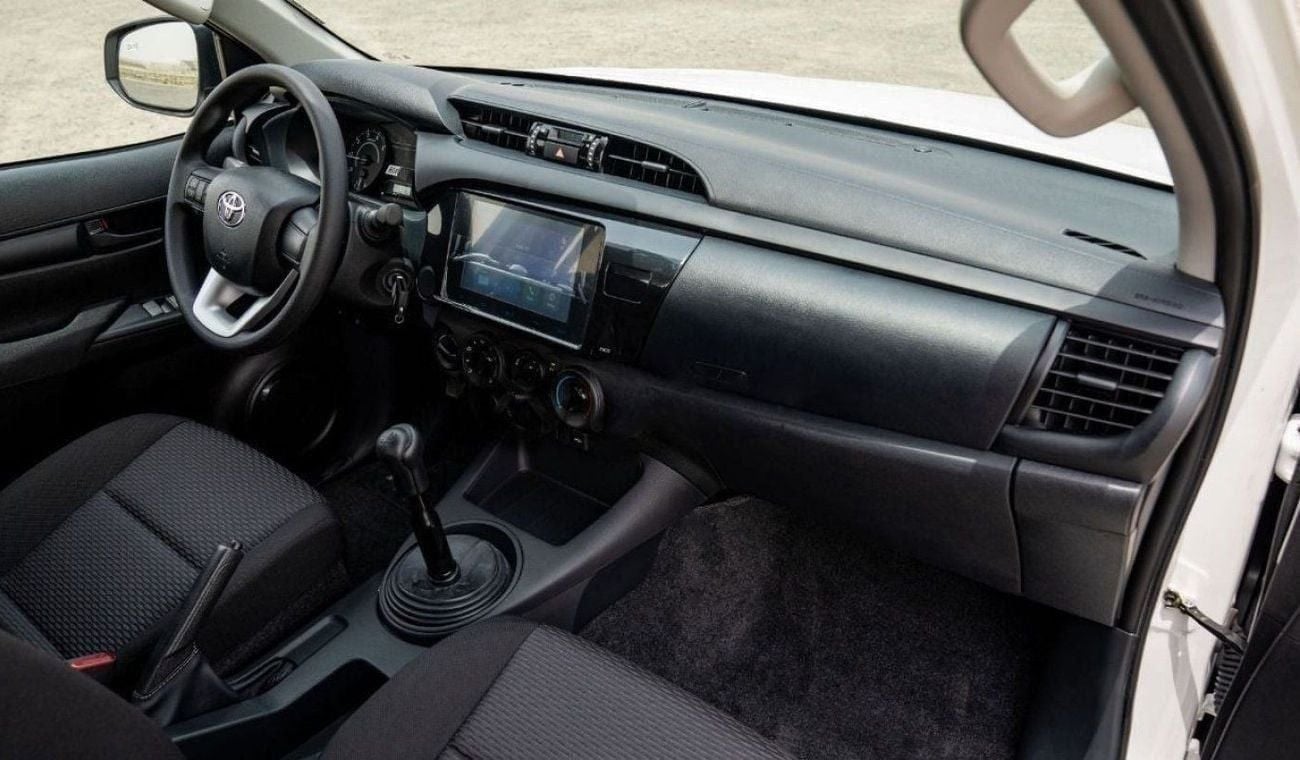 تويوتا هيلوكس GL Toyota Hilux 2.4L Diesel MT Basic Option MY2025