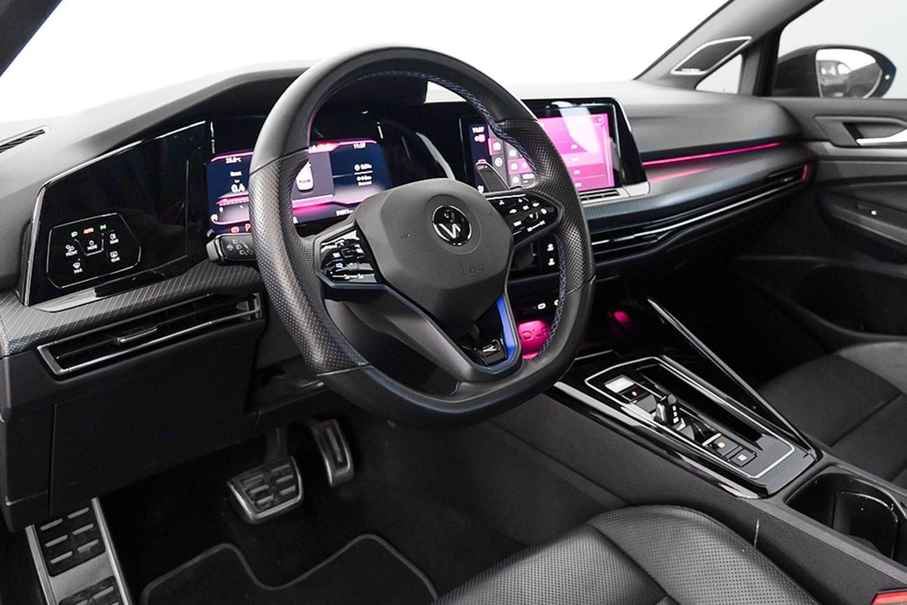 Volkswagen Golf R Base 2.0T