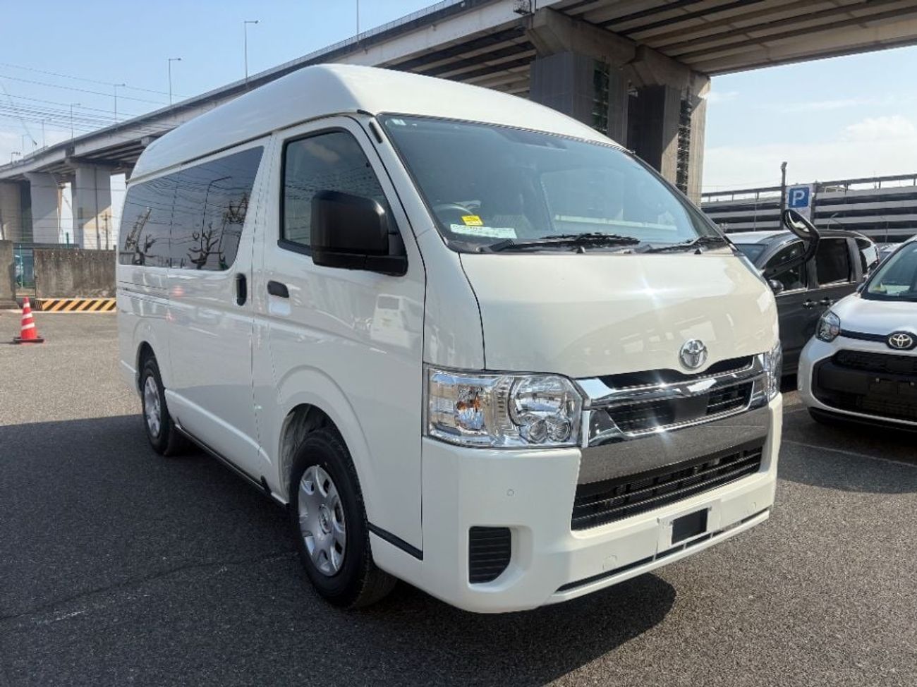 تويوتا هاياس 2026 TOYOTA RHD HIACE LONG VAN 2.0L PETROL DX-GL PACKAGE BRAND NEW 0KM
