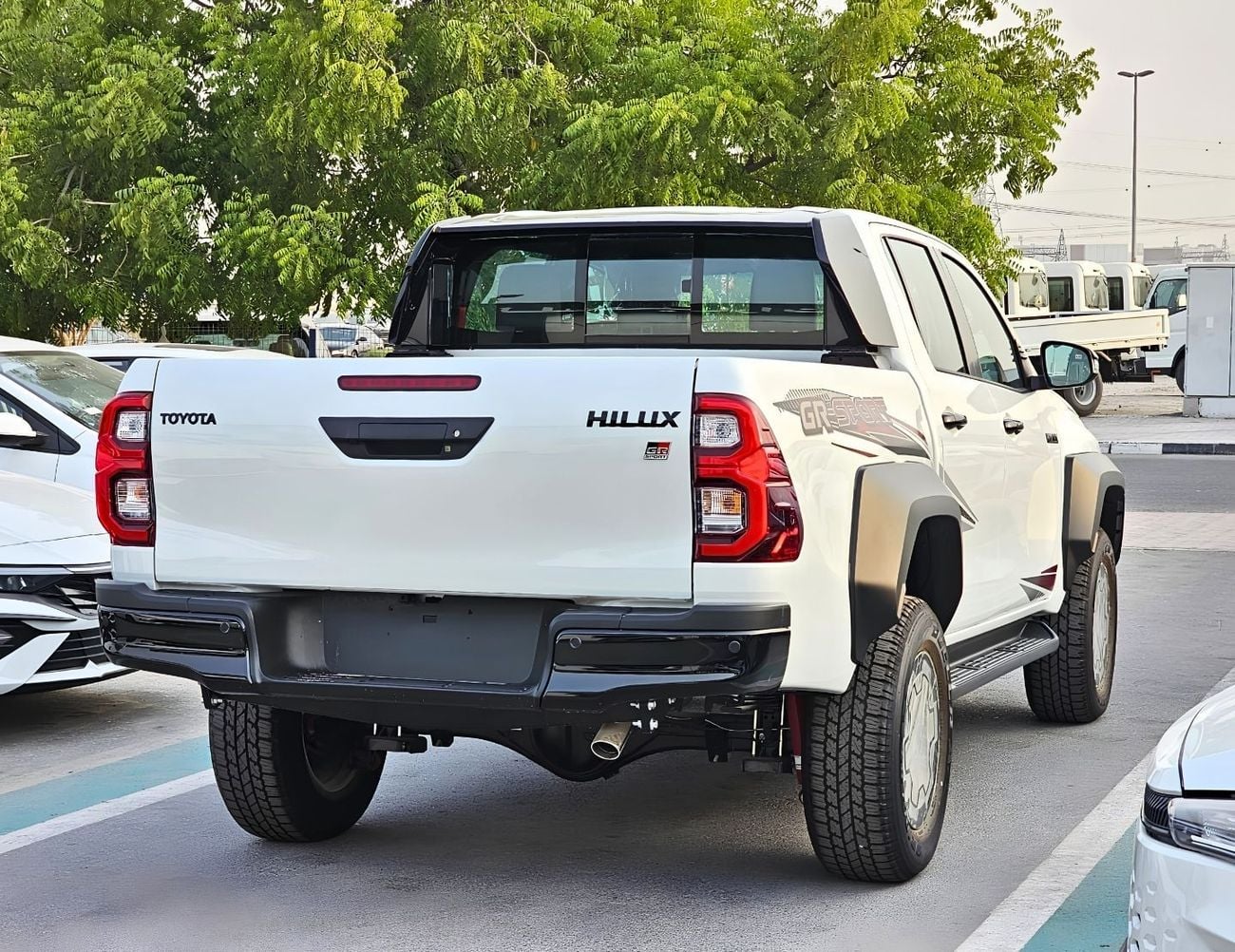 Toyota Hilux GR SPORT EXL || 2.8L DIESEL V4 | DRIVER PWR SEAT WITH LEATHER SEATS | 360*CAMERA (CODE # HDGRO)