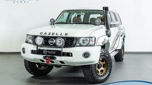 نيسان باترول 2019 Nissan Patrol Super Safari Gazelle 4.8L VTC Full Option / Full Nissan Service History & 5 Year