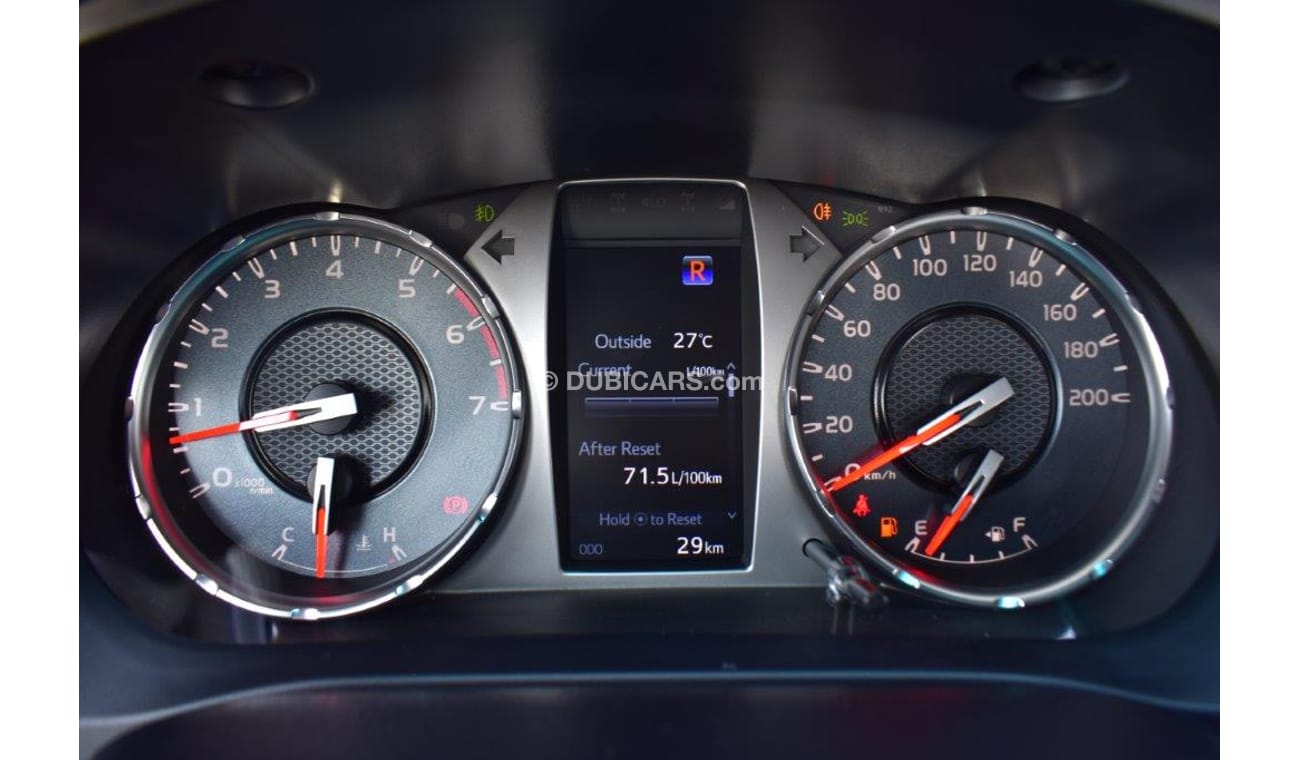 تويوتا هيلوكس Double Cab GR Sport V6 4.0L Petrol 4WD Automatic