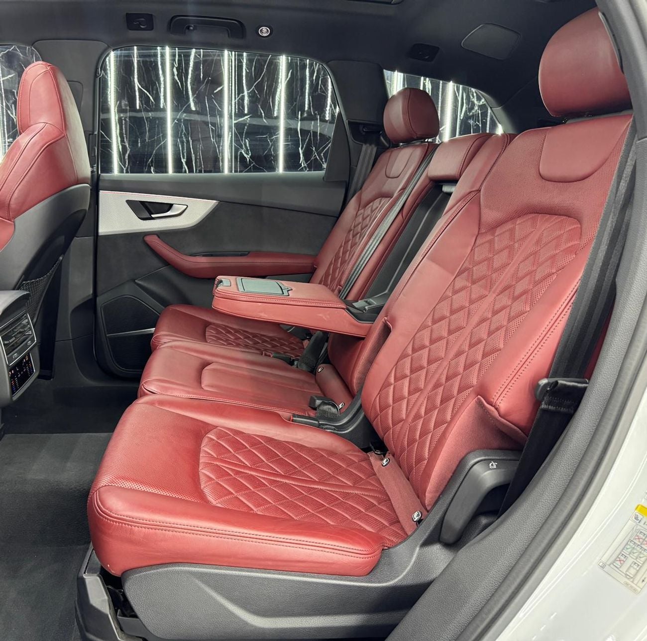 أودي SQ7 Audi SQ 7 ,4.O TFSI quattro ,507hP