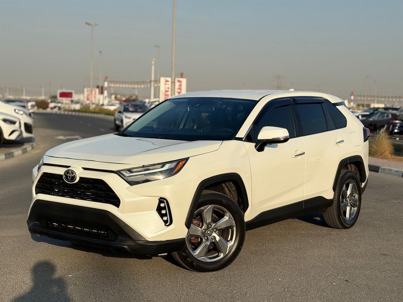 Toyota RAV4 Full Option 360 camera Japanese 2.0 L