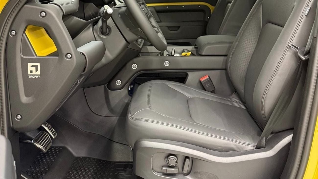 Land Rover Defender Trophy Edition V6 | GCC Specs | 5-Year Warranty & Service Contract